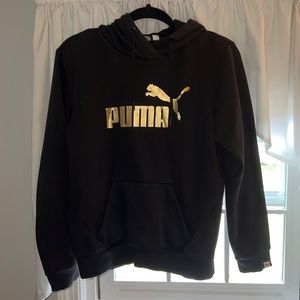 Puma sweatshirt size large